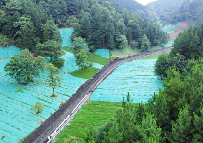 南嶺國(guó)家公園環(huán)丹霞山片區(qū)生態(tài)環(huán)境系統(tǒng)保護(hù)修復(fù)工程（湞江區(qū)煤矸石礦區(qū)遺址生態(tài)環(huán)境修復(fù)治理）設(shè)計(jì)、施工總承包2